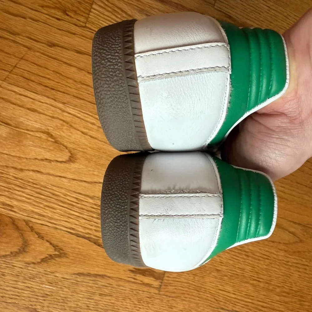 UNISEX Adidas Samba OG - Size 7.5 Men’s/Size 8.5 Women’s - Picture 6 of 8